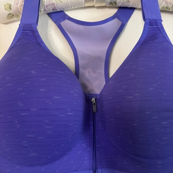 Victoria's Secret Purple Sports Bra Racerback Design - Picture 4 of 8